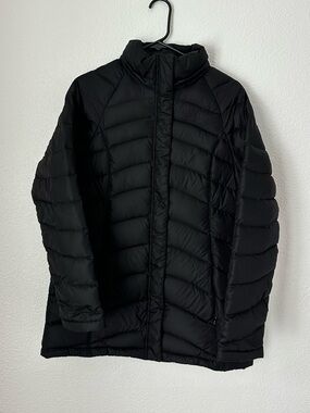 The North Face Puffer Coat Women’s M Black Full Zip Winter Jacket